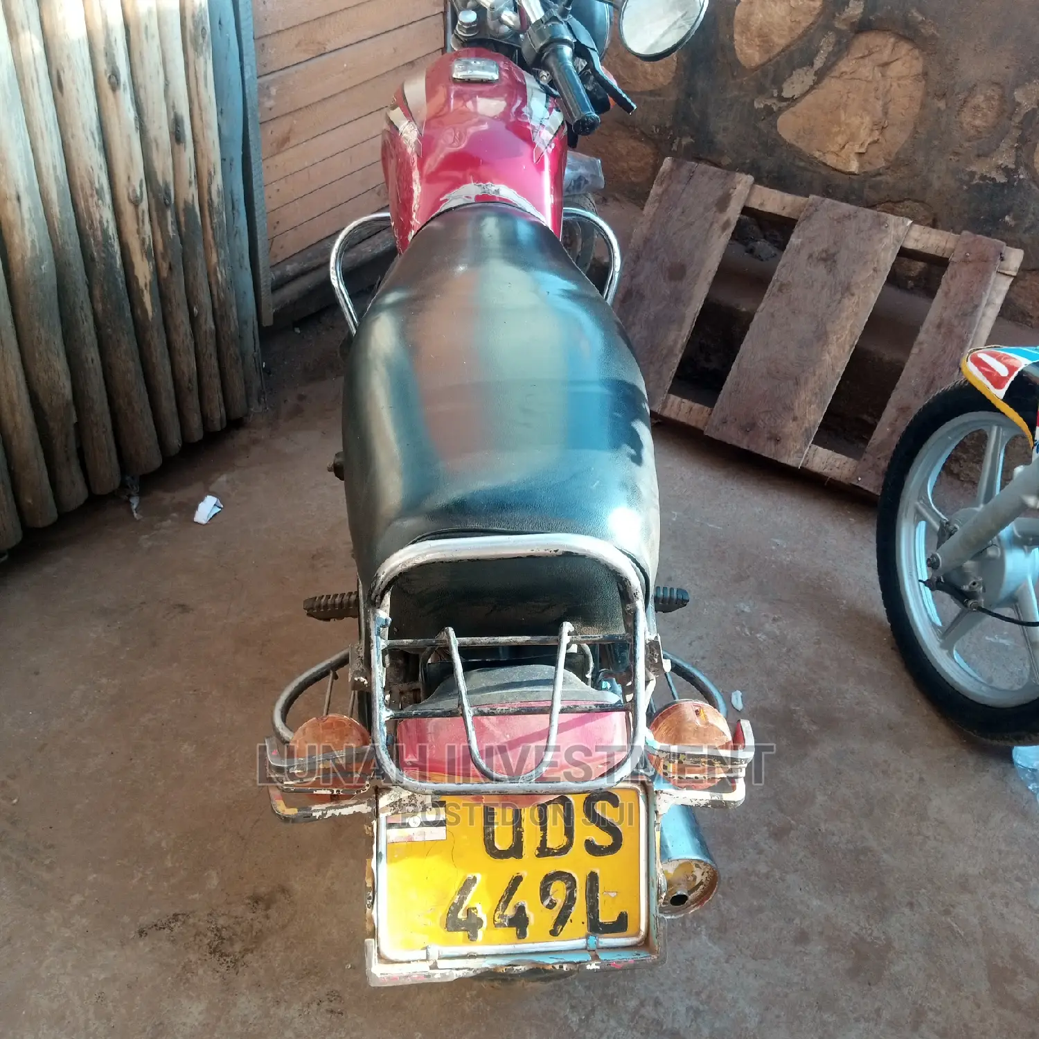 Bajaj Boxer 100 2016 Red