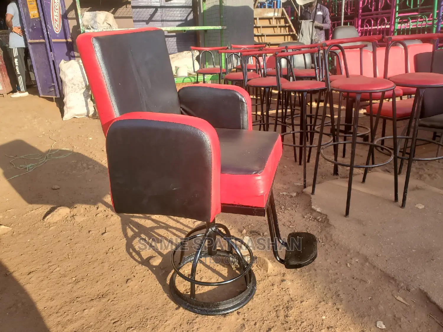 Salon Barber Chair Mixed Color Red and Black