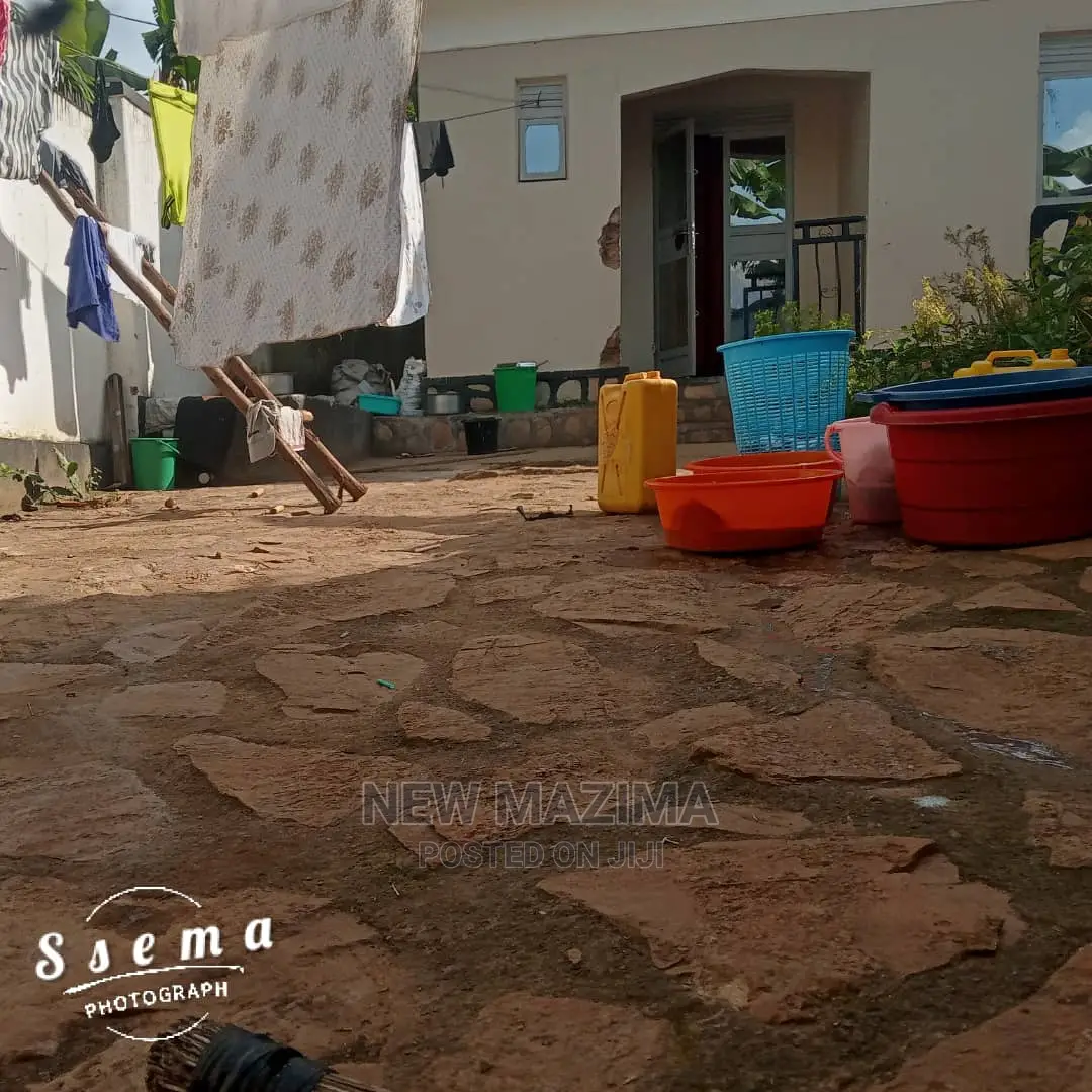 1bdrm House in Buloba Near Forest, Central Division for sale