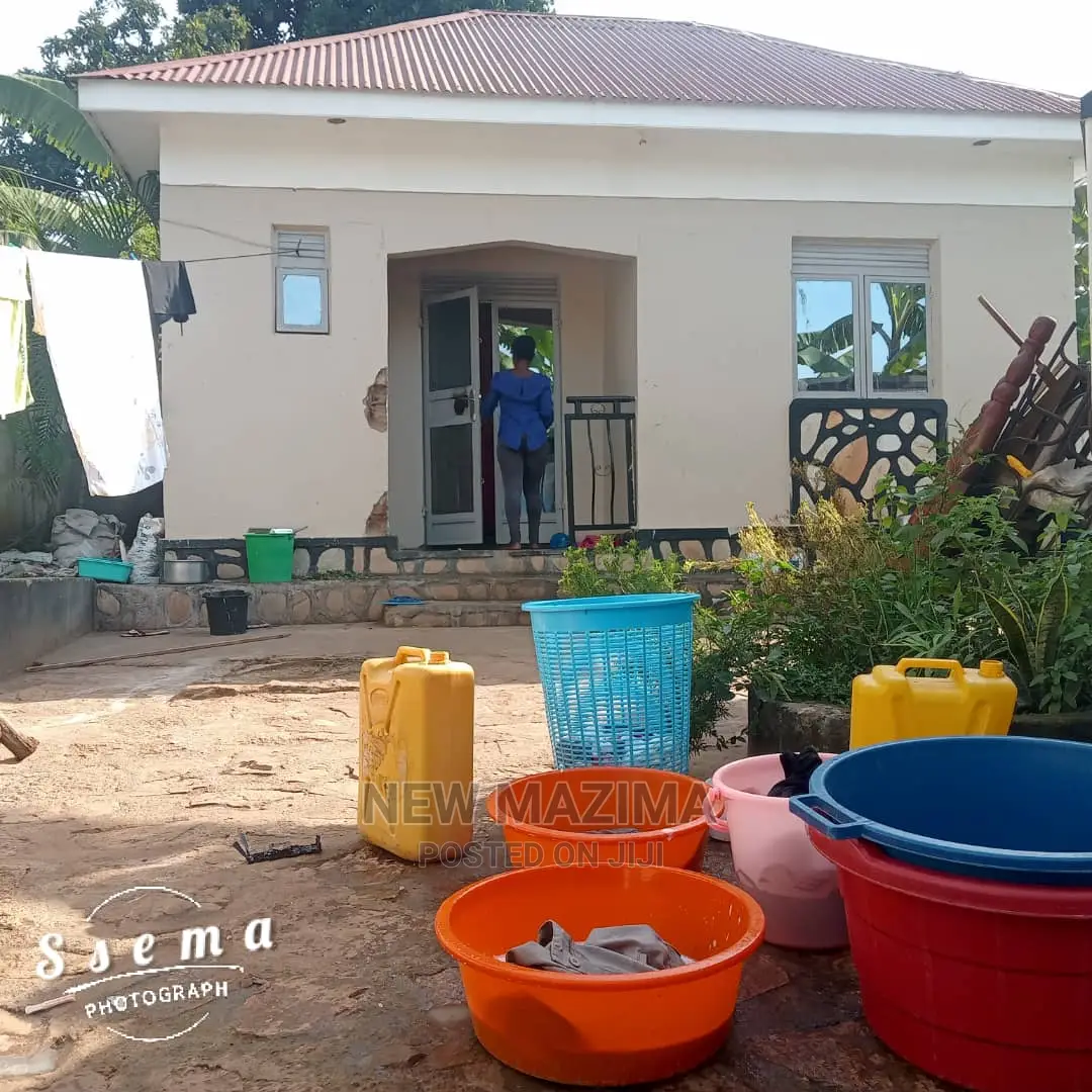 1bdrm House in Buloba Near Forest, Central Division for sale