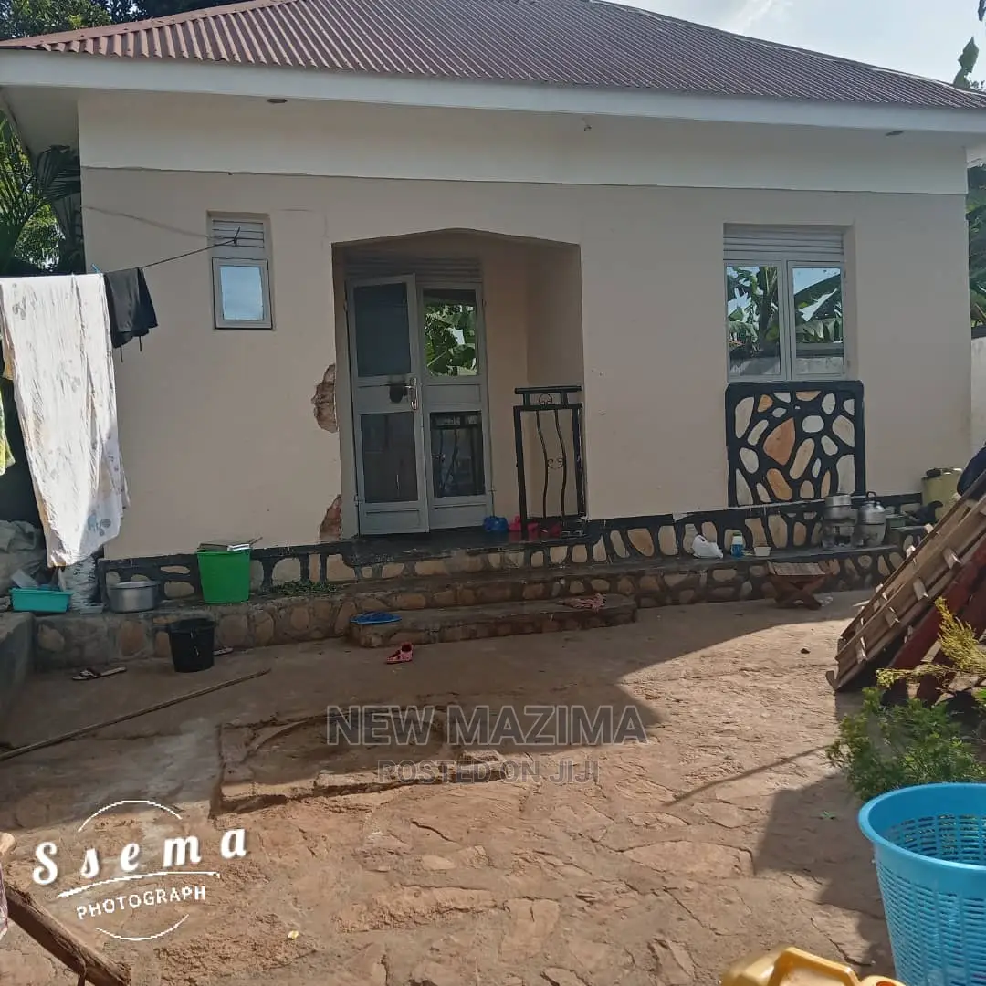 1bdrm House in Buloba Near Forest, Central Division for sale