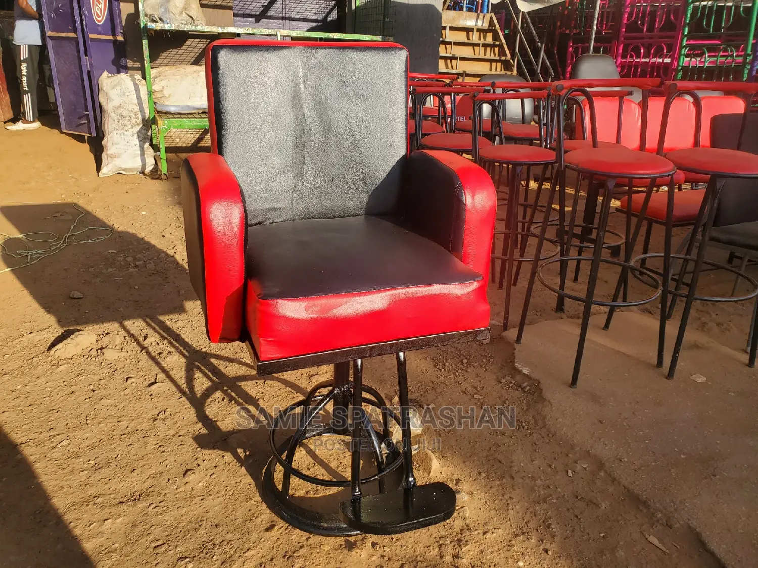 Salon Barber Chair Mixed Color Red and Black