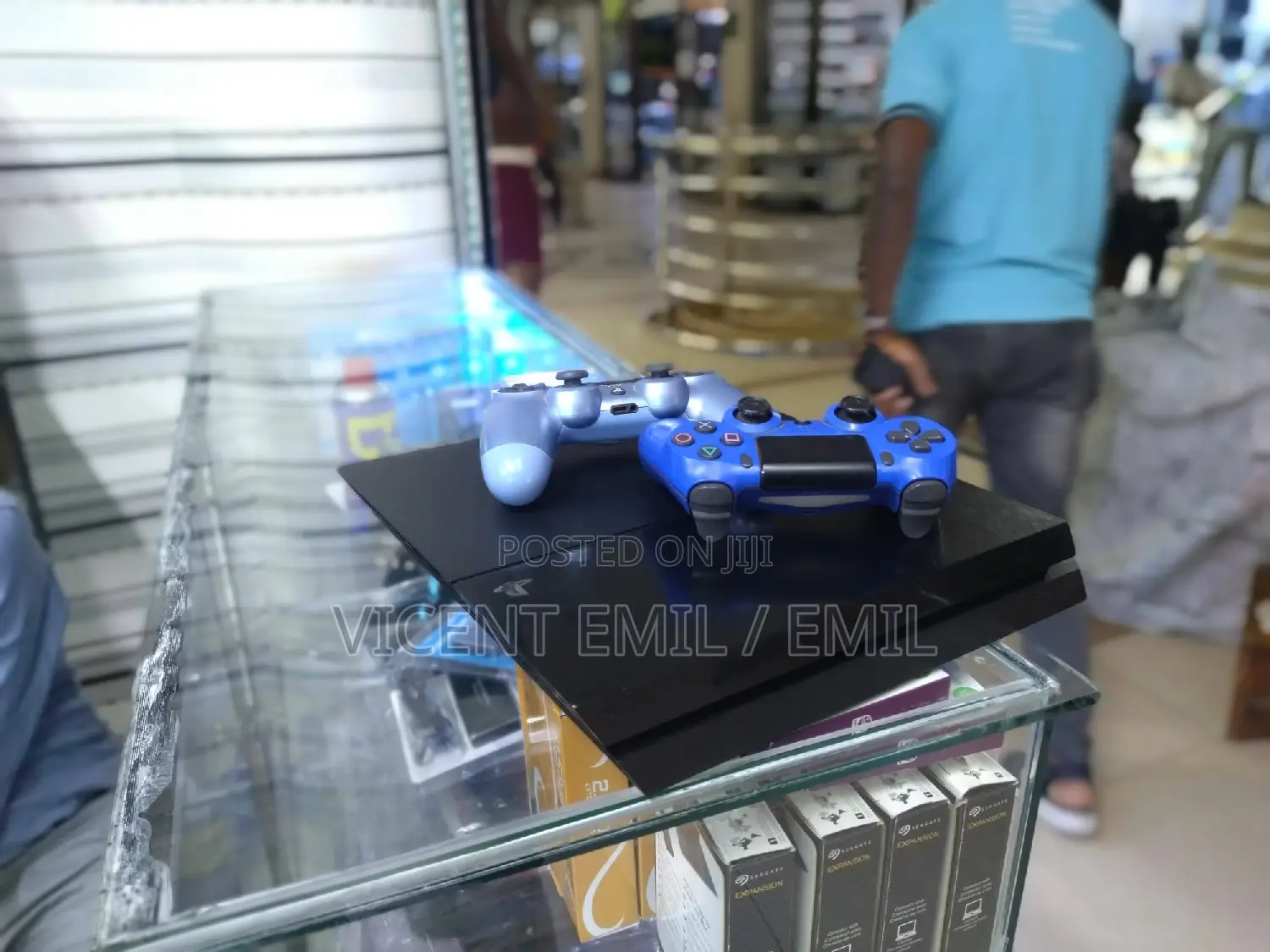 Playstation 4 Standard