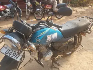 Yamaha Crux 2018 Red