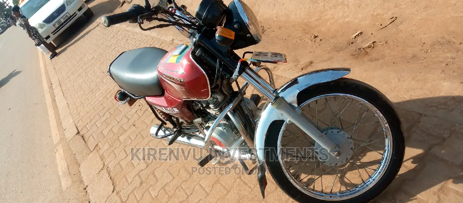Bajaj Boxer 2017 Red