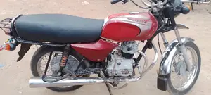 New Bajaj Boxer 100 2023 Gray