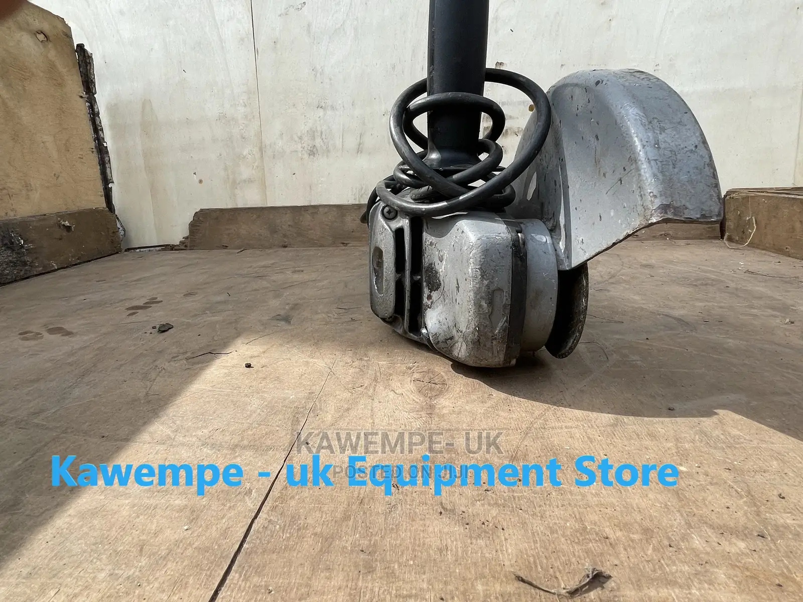 Bosch 9" Angle Grinder 240 v (UK Industrial Grade Model)