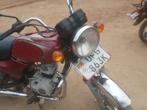 Bajaj Boxer 100 2022 Red