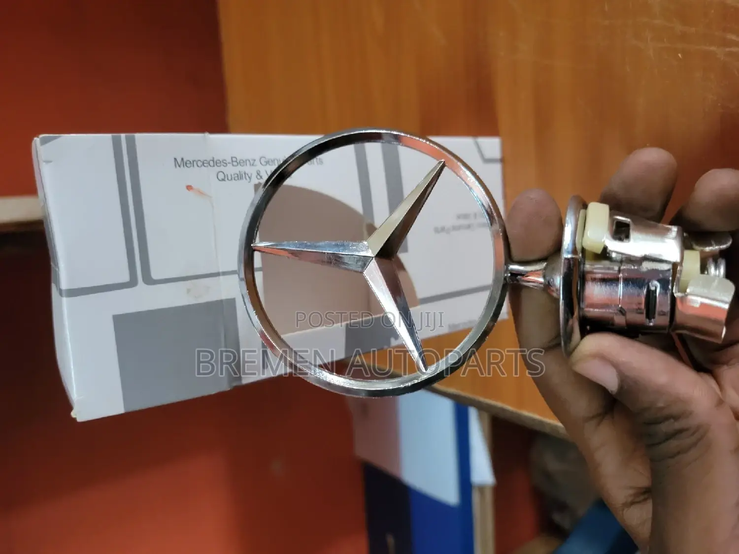 Mercedes Logo Bonet Star Grill