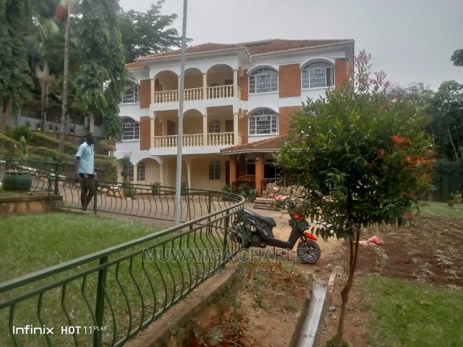 8bdrm Duplex in Fs Properties Ltd, Central Division for rent