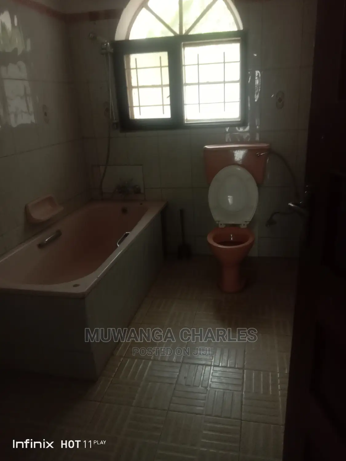 8bdrm Duplex in Fs Properties Ltd, Central Division for rent