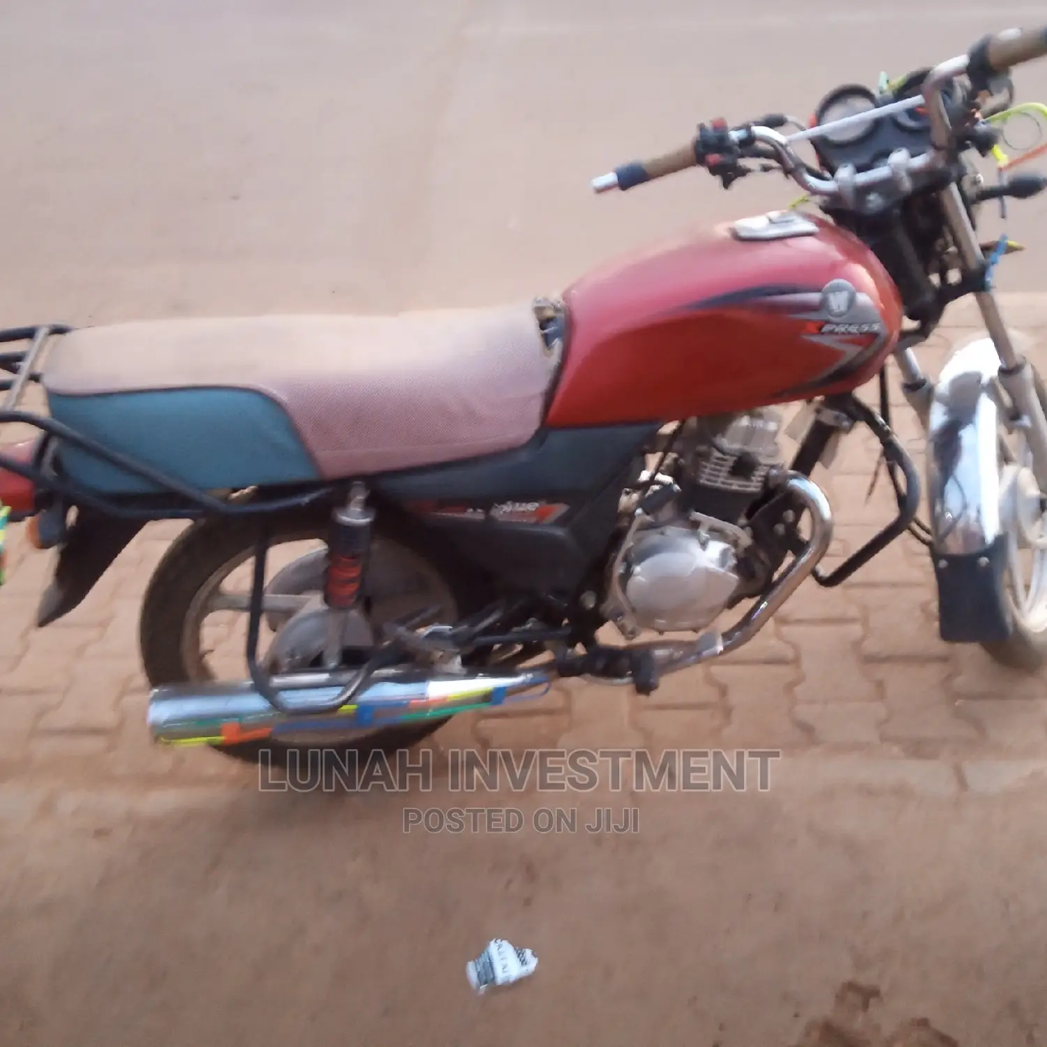 Haojue DK125 HJ125-30 2022 Red