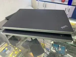 Laptop Lenovo ThinkPad X270 4GB Intel Core I5 SSD 500GB