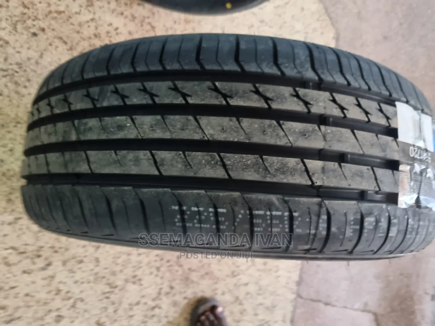 225/55r16 Attezzo