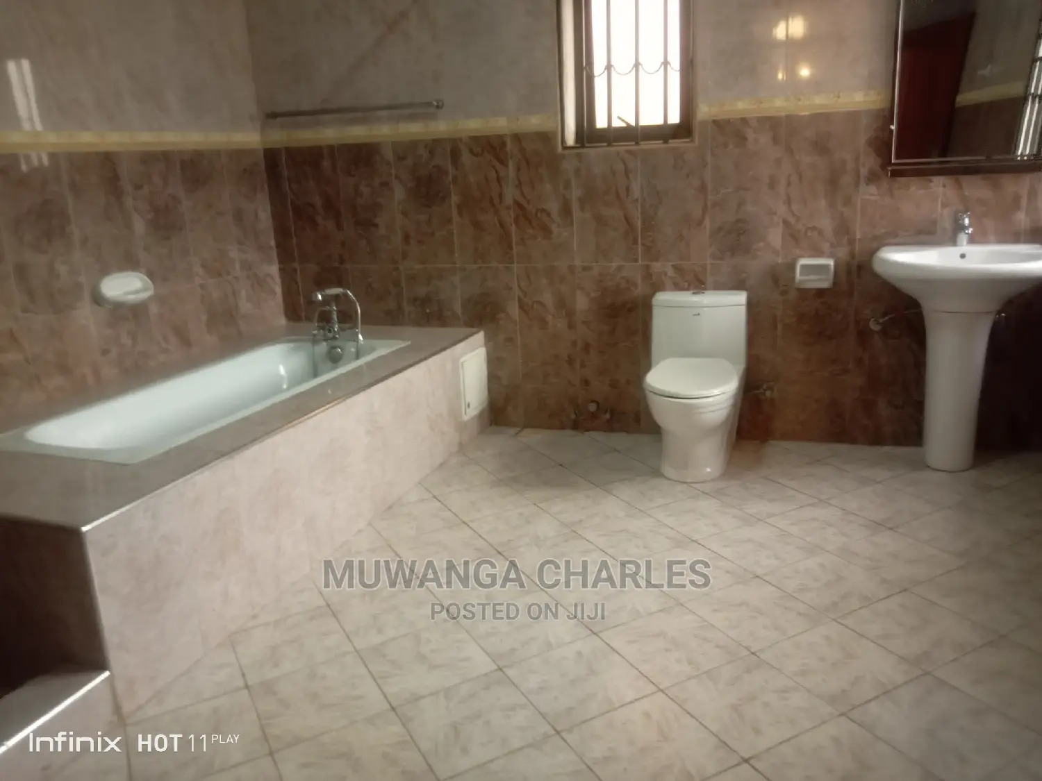 5bdrm Duplex in Fs Properties Ltd, Central Division for rent