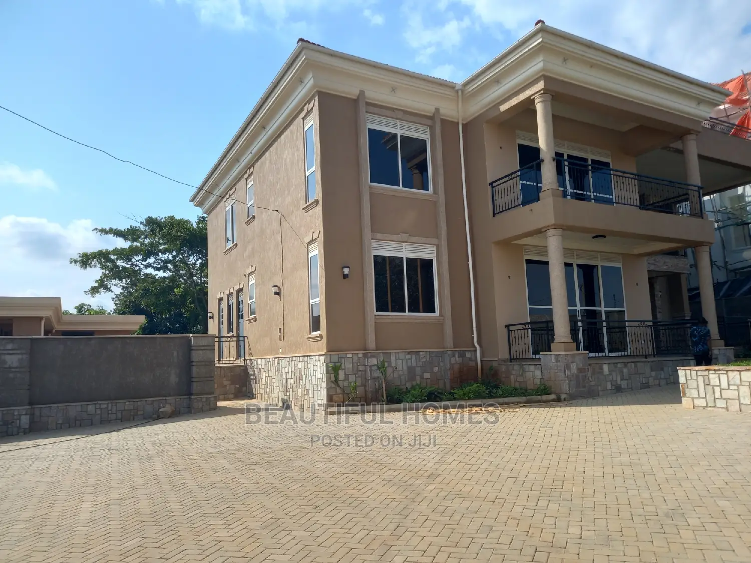 Furnished 6bdrm Mansion in Munyonyo Lake View, Makindye for sale