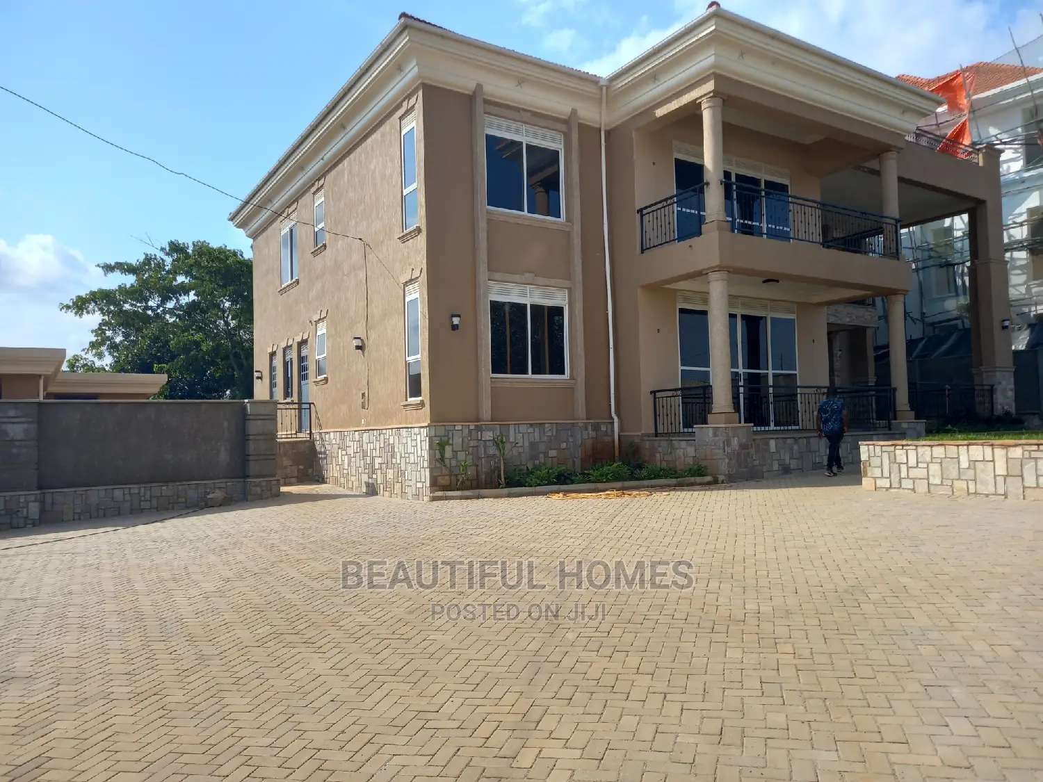 Furnished 6bdrm Mansion in Munyonyo Lake View, Makindye for sale