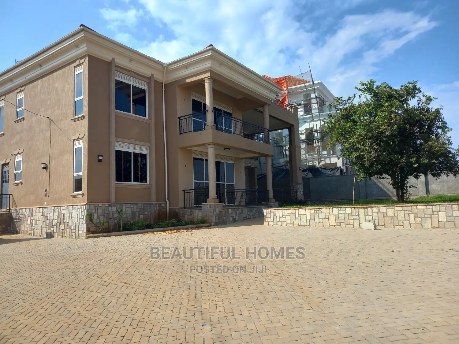 Furnished 6bdrm Mansion in Munyonyo Lake View, Makindye for sale