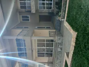 Furnished 6bdrm House in Munyonyo Corporate, Makindye for sale