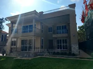 Photo - Furnished 6bdrm House in Munyonyo Corporate, Makindye for sale