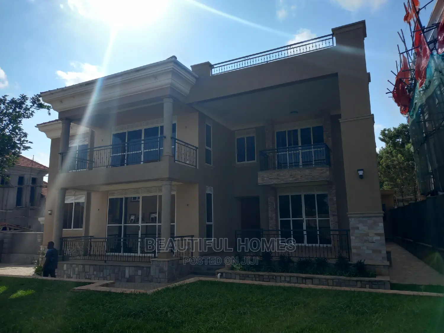Furnished 6bdrm House in Munyonyo Corporate, Makindye for sale