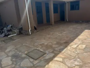 Furnished 6bdrm Mansion in Munyonyo Posh Lake, Makindye for sale