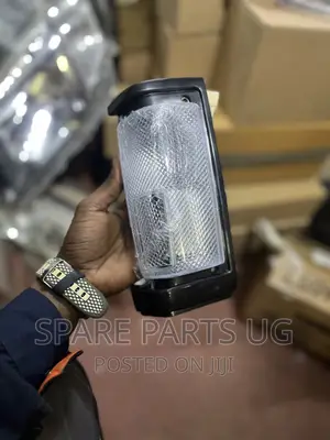 Nissan Datsun Cornerlamp / Parking Light