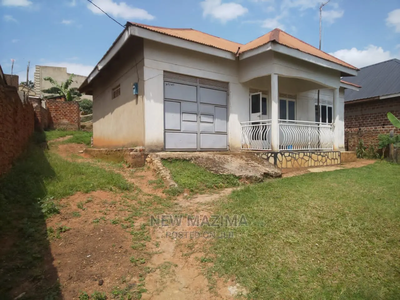 3bdrm House in Kawempe Kawanda, Central Division for sale