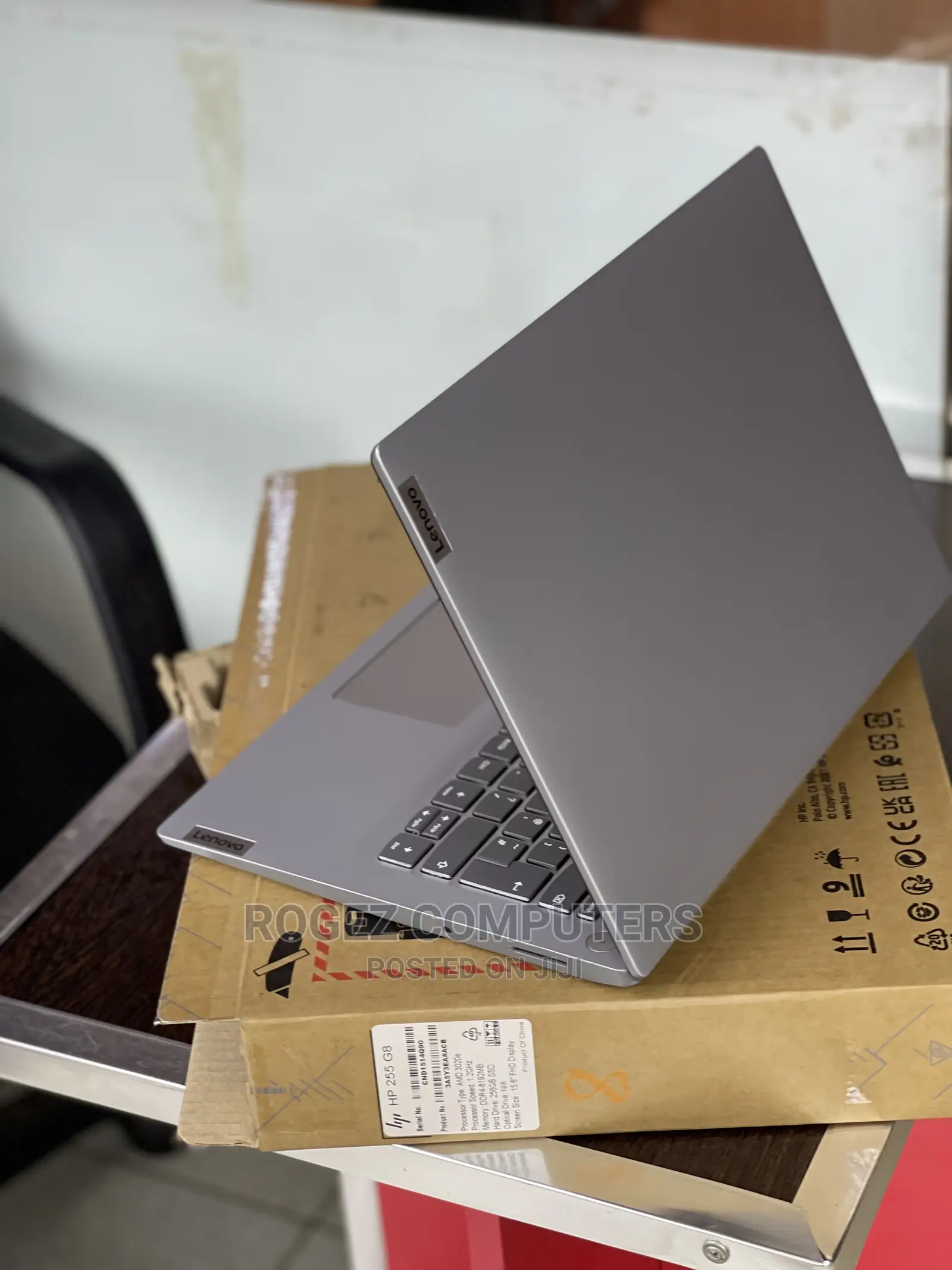 New Laptop Lenovo IdeaPad 320S 8GB Intel Core I5 HDD 1T