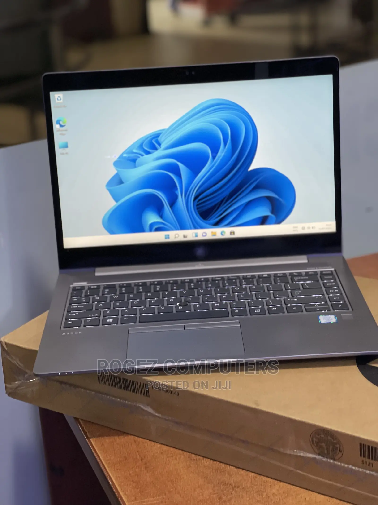 New Laptop HP ZBook 14u 8GB Intel Core I5 SSD 512GB