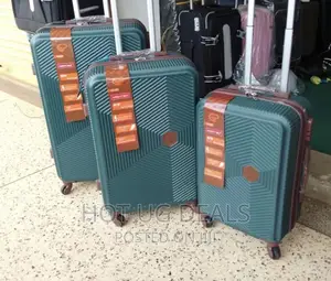 3pcs 4 Wheel Waterproof Plastic Travel Suitcase (L/M/S)