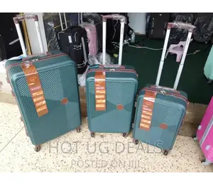 3pcs 4 Wheel Waterproof Plastic Travel Suitcase (L/M/S)