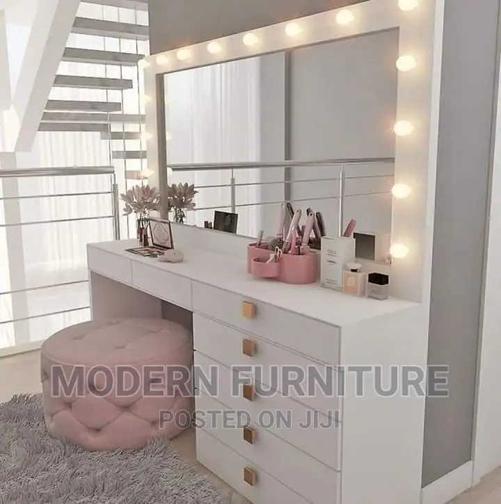 Dressing Mirror Call or What's Up On