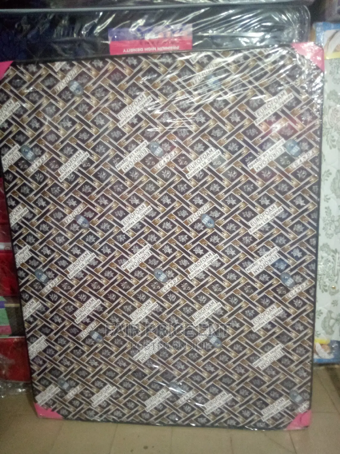 Eurofoam Mattress Sealed .6x6x6inches.( White)