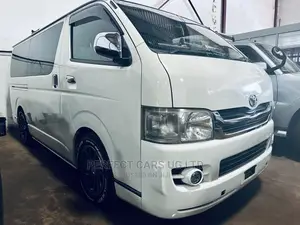 Toyota HiAce 2008 White