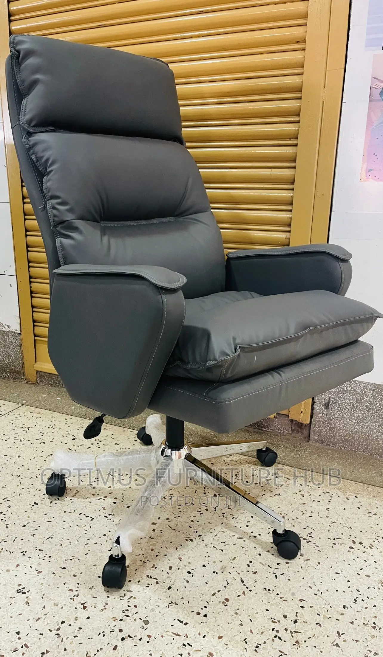 Office Chair (Executive)