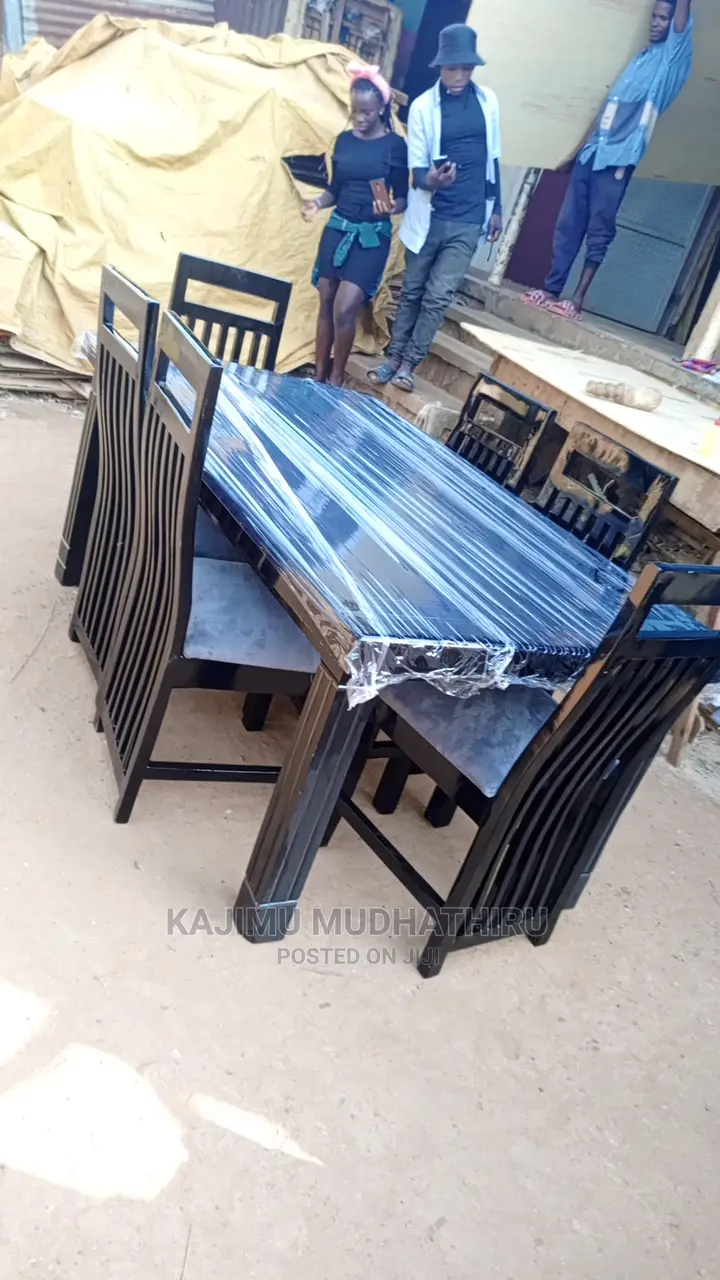 Dinning Tables 6seaters
