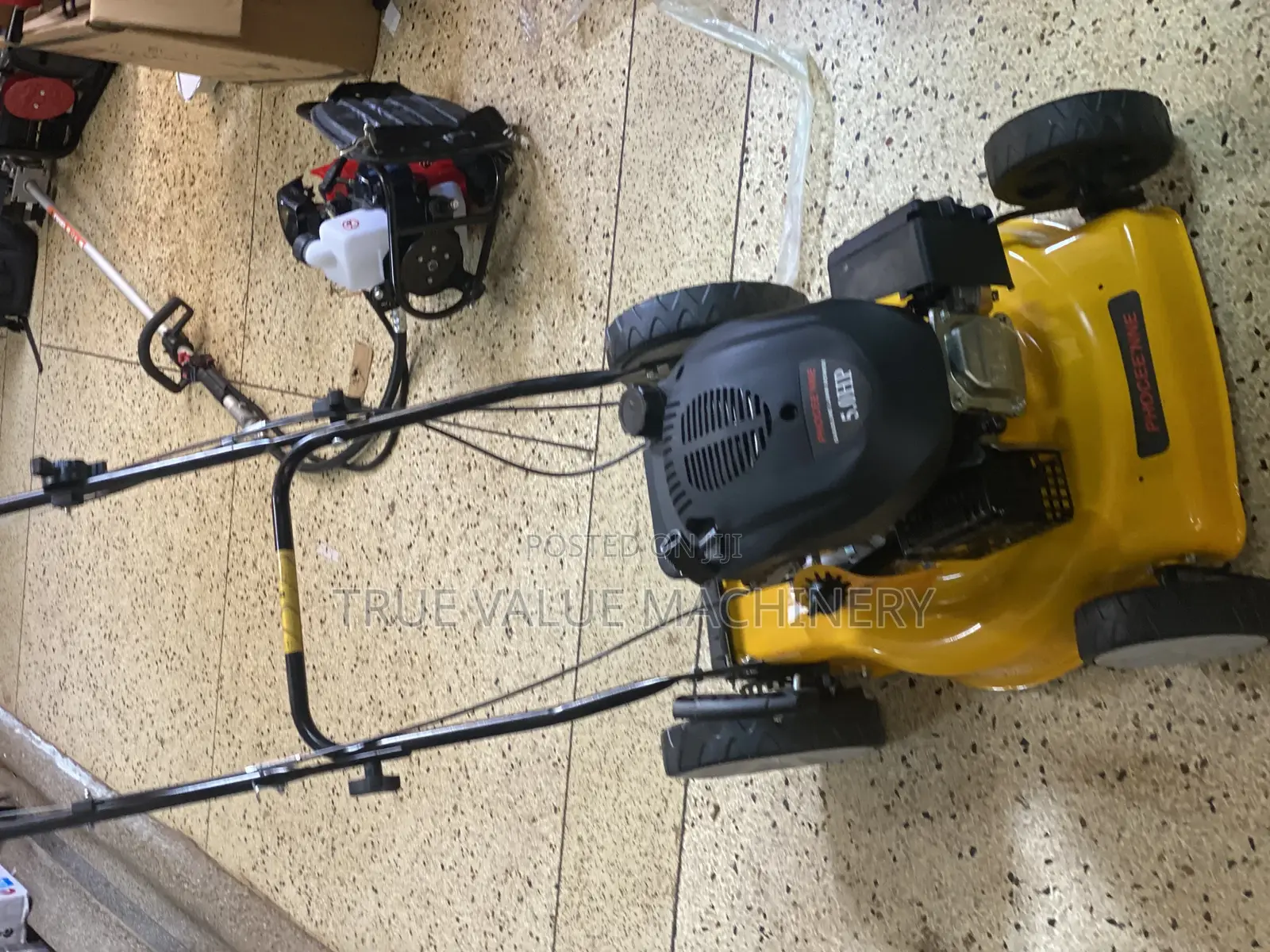 Mower/ Brush Cutter/ Bush Cutter Heavy Duty