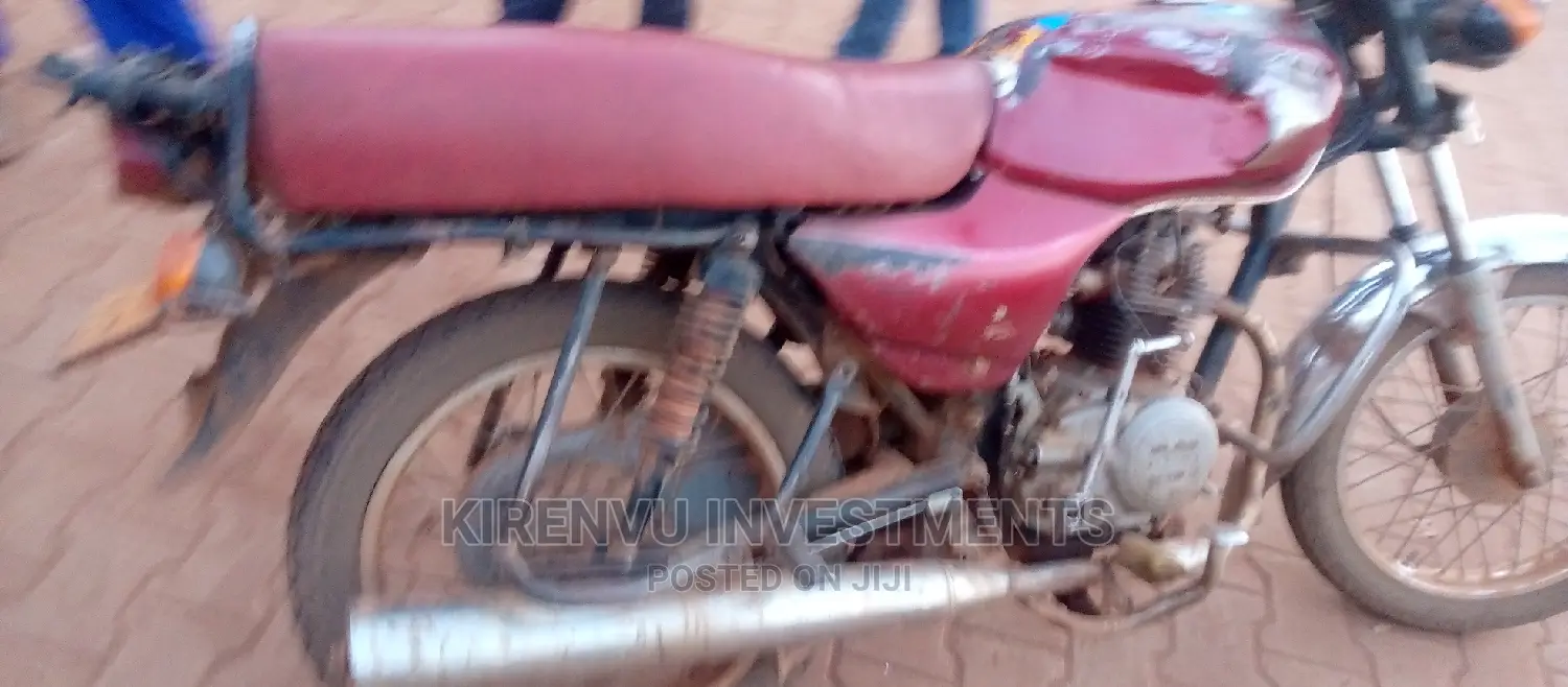 Bajaj Boxer 2016 Red