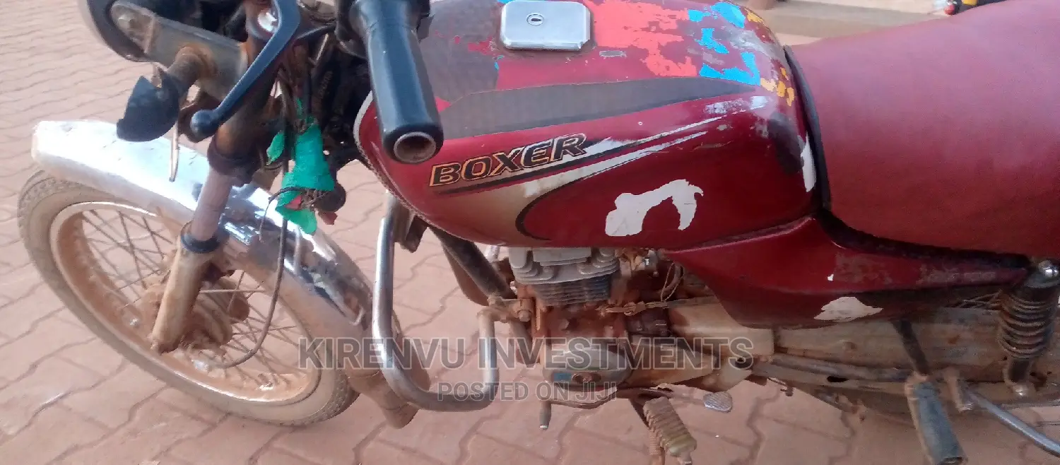 Bajaj Boxer 2016 Red