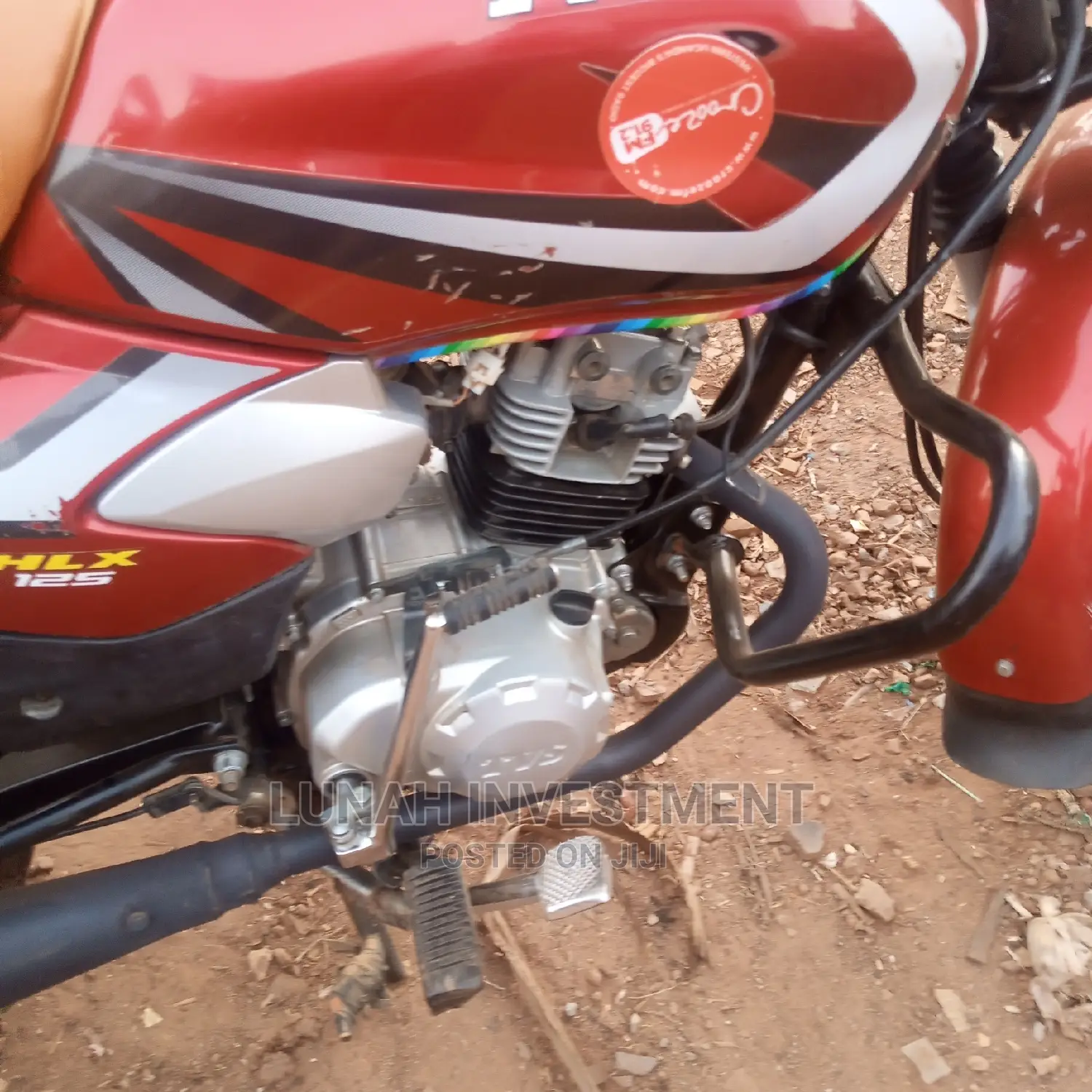 TVS HLX 125 2022 Red