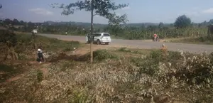 Prime Land Toching Tamarc 10 Acre Kakiri