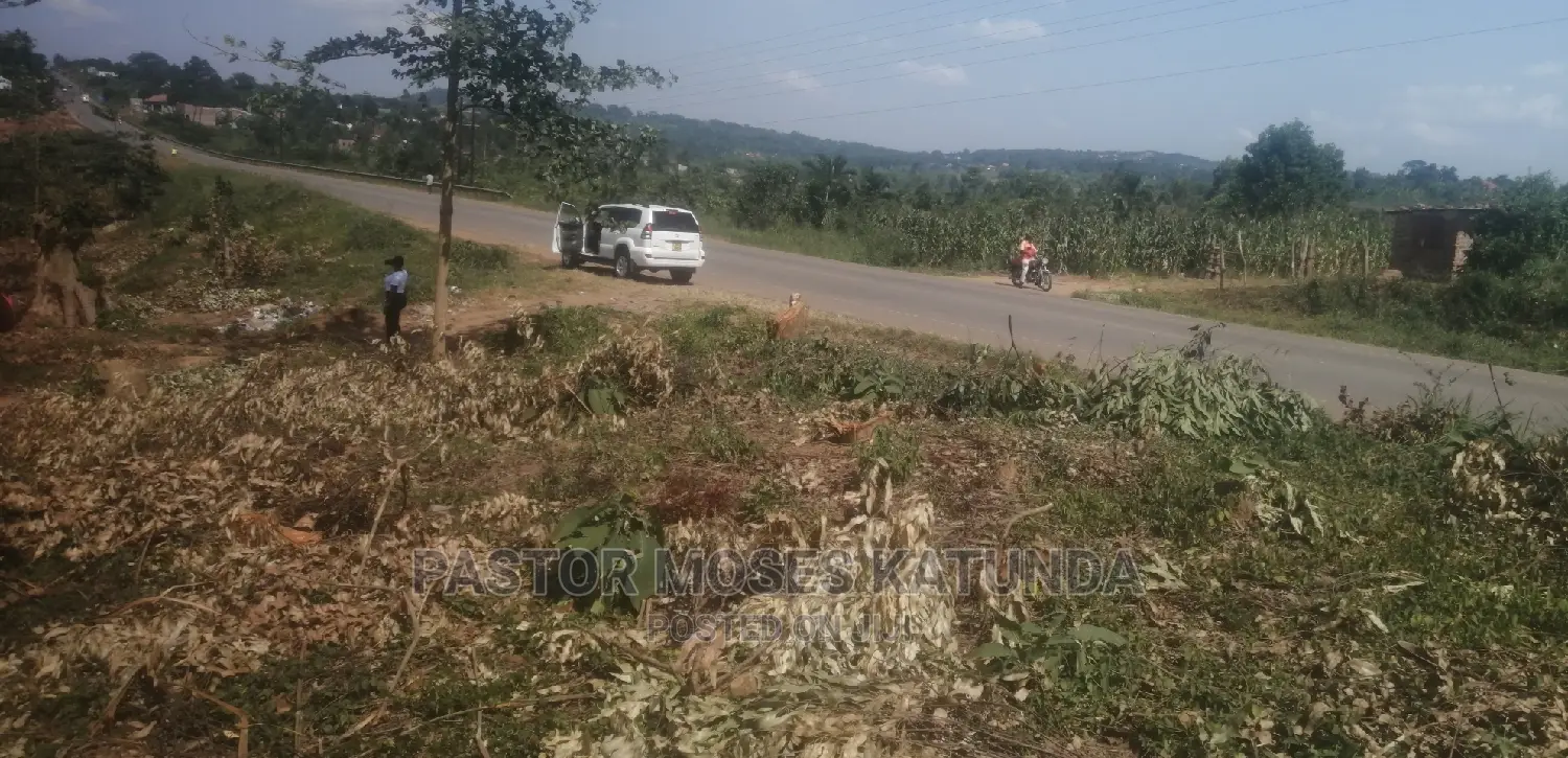 Prime Land Toching Tamarc 10 Acre Kakiri