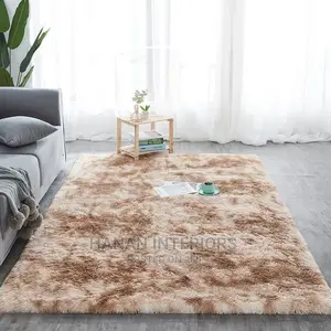 Large Fluffy Carpet 2by 2.5M