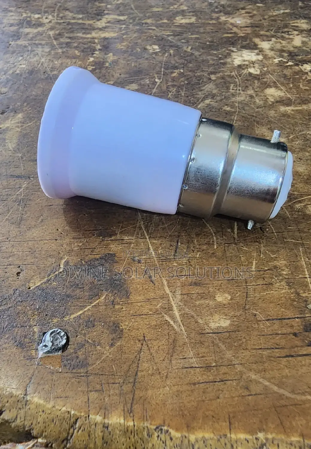 Screw to Pin Bulb Holder