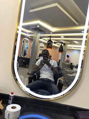 Elegant Fantastic Salon Decorations Amazing