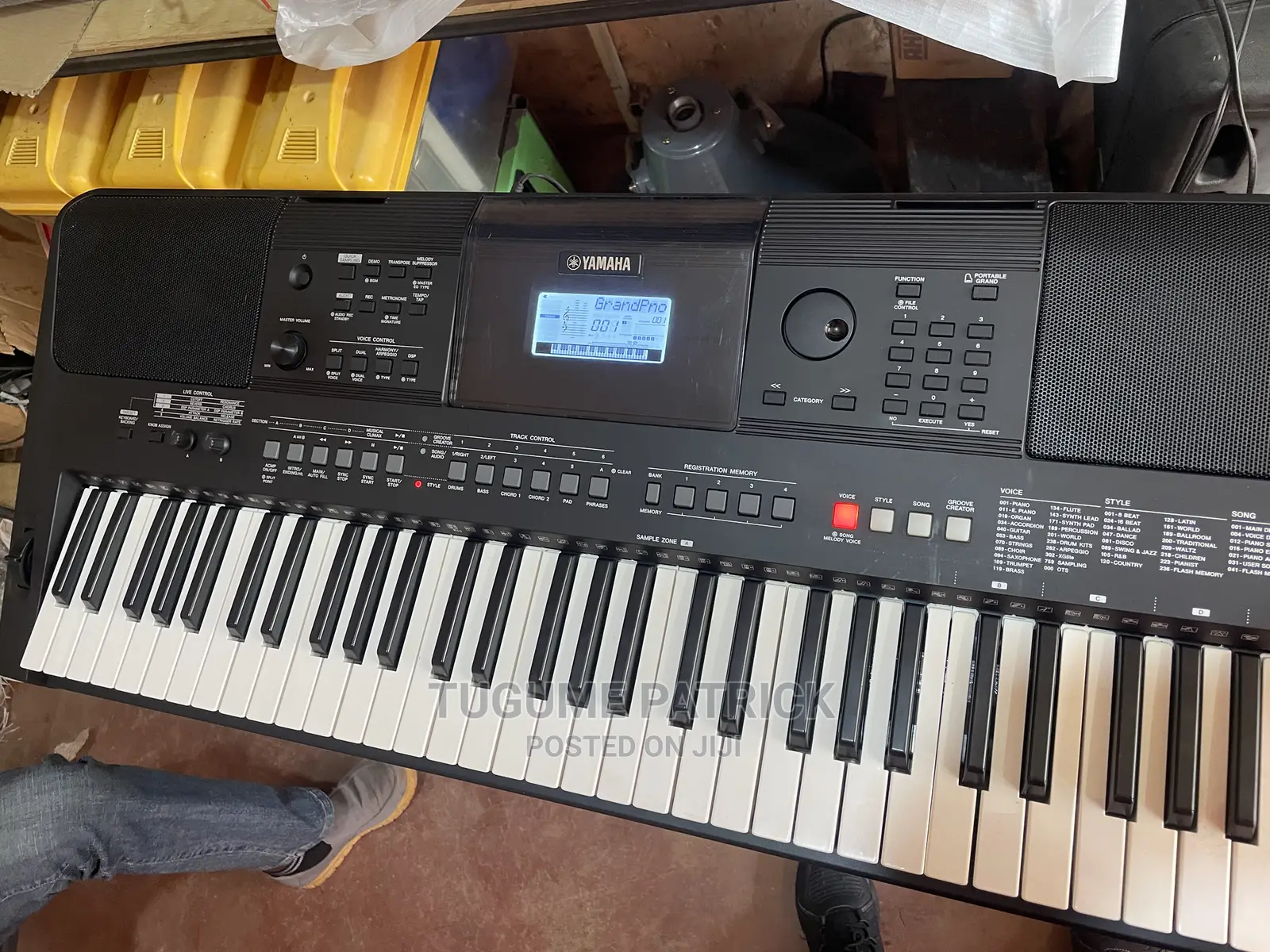 Yamaha Keyboard PSR E463