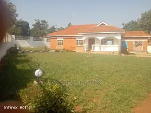 3bdrm Bungalow in Fs Properties Ltd, Central Division for rent