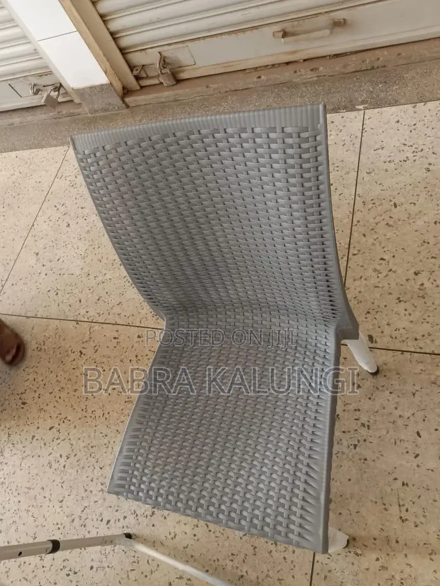Plastic Matted Chair