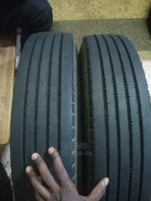700-16 Bridgestone Japan Good Condition.